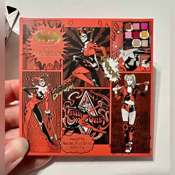 DC HQ Diamond Blending Sponge & DC ร Revolution HQ Heart Eyeshadow Palette!!! - Picture 13 of 15